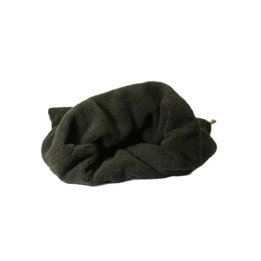 Gigoteuse pour chien refermée - cocon en tissu peluche vert kaki