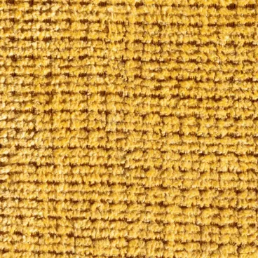 Chien reposant dans le panier TUDOR LABONI Jaune – Confort et élégance