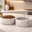 Gamelle pour chien marbre de carrare véritable - Élégance Italienne Unique Gamelle pour chien marbre de carrare véritable - Élégance Italienne Unique